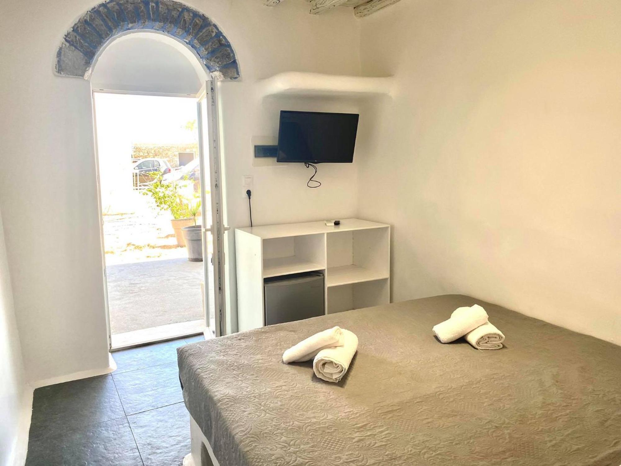 Mykonos Vibes Airport Studios And Apartments Mykonos Town Extérieur photo