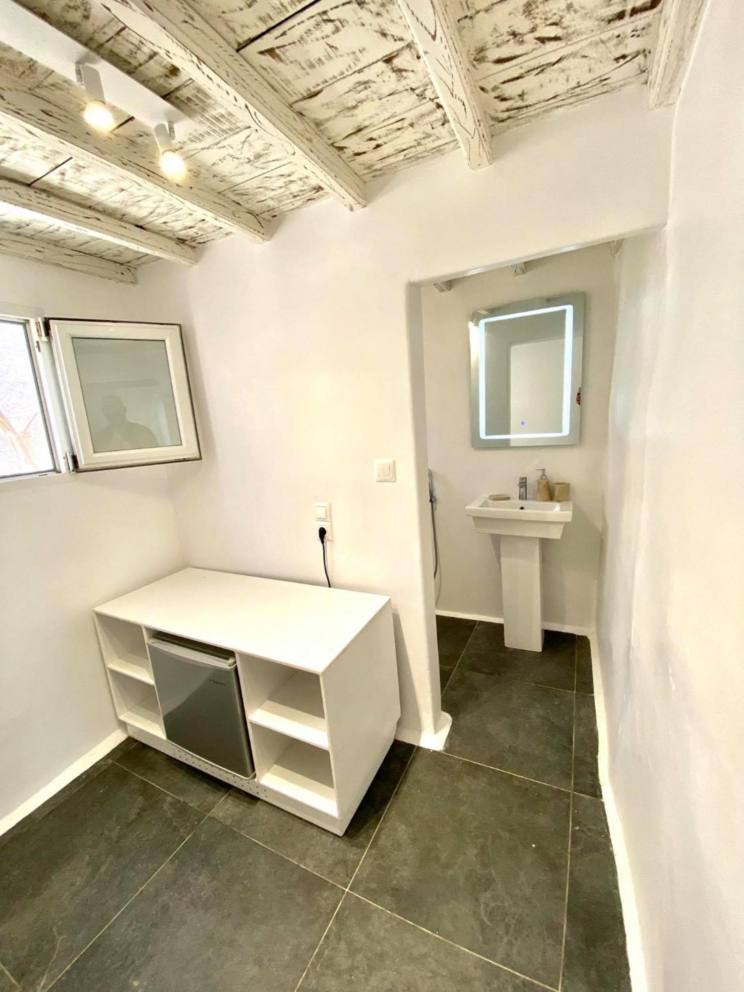 Mykonos Vibes Airport Studios And Apartments Mykonos Town Extérieur photo